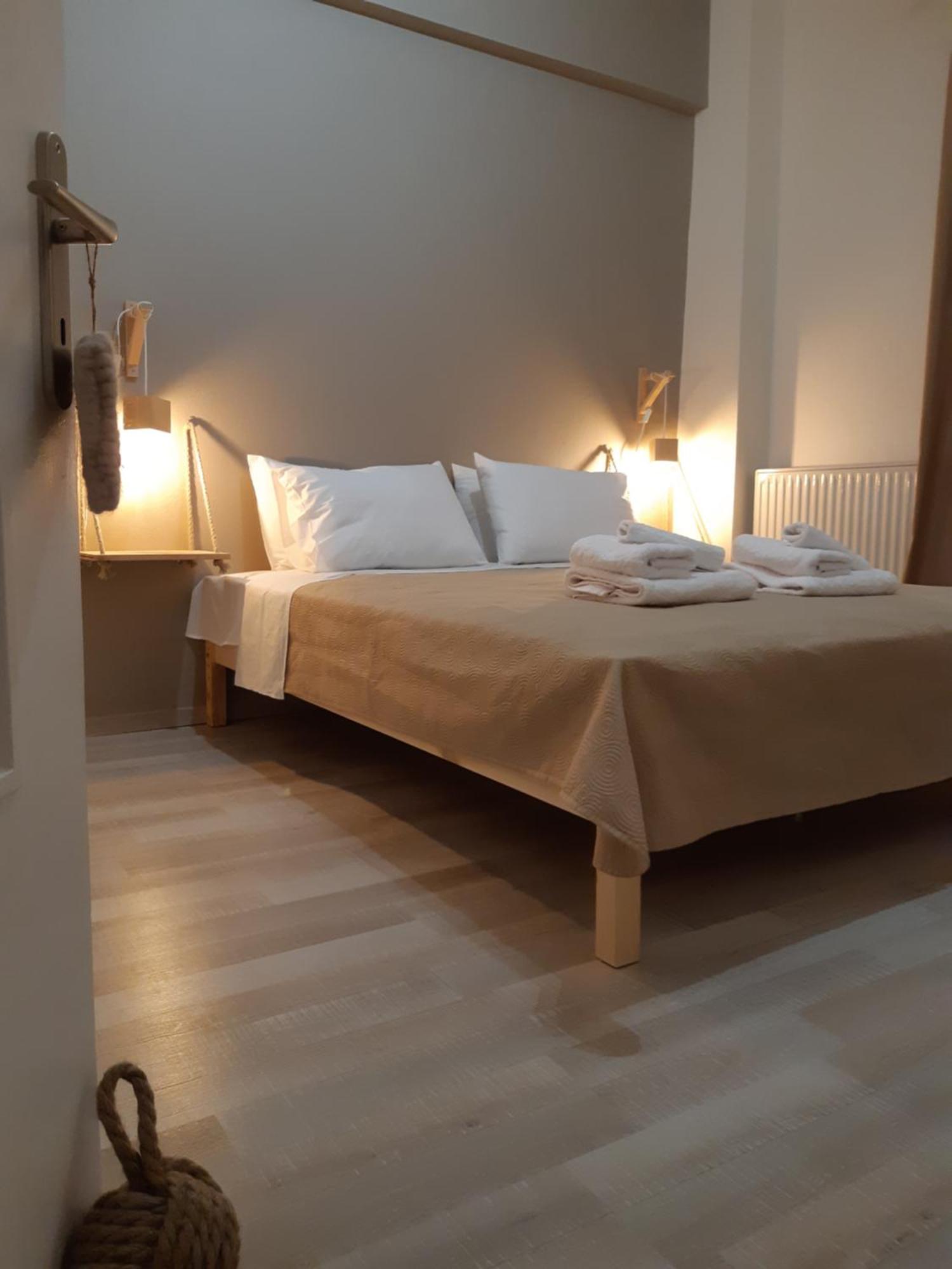 Delphic Moments - Sunny App 3Br, 2Ba With View Exterior foto